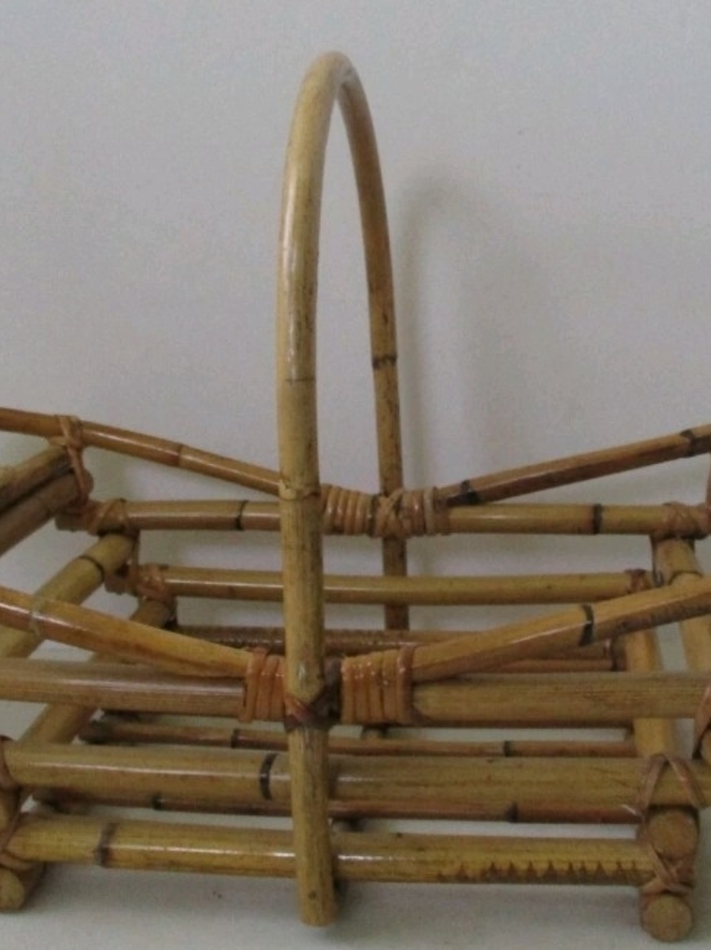 Vintage bamboo and rattan basket f